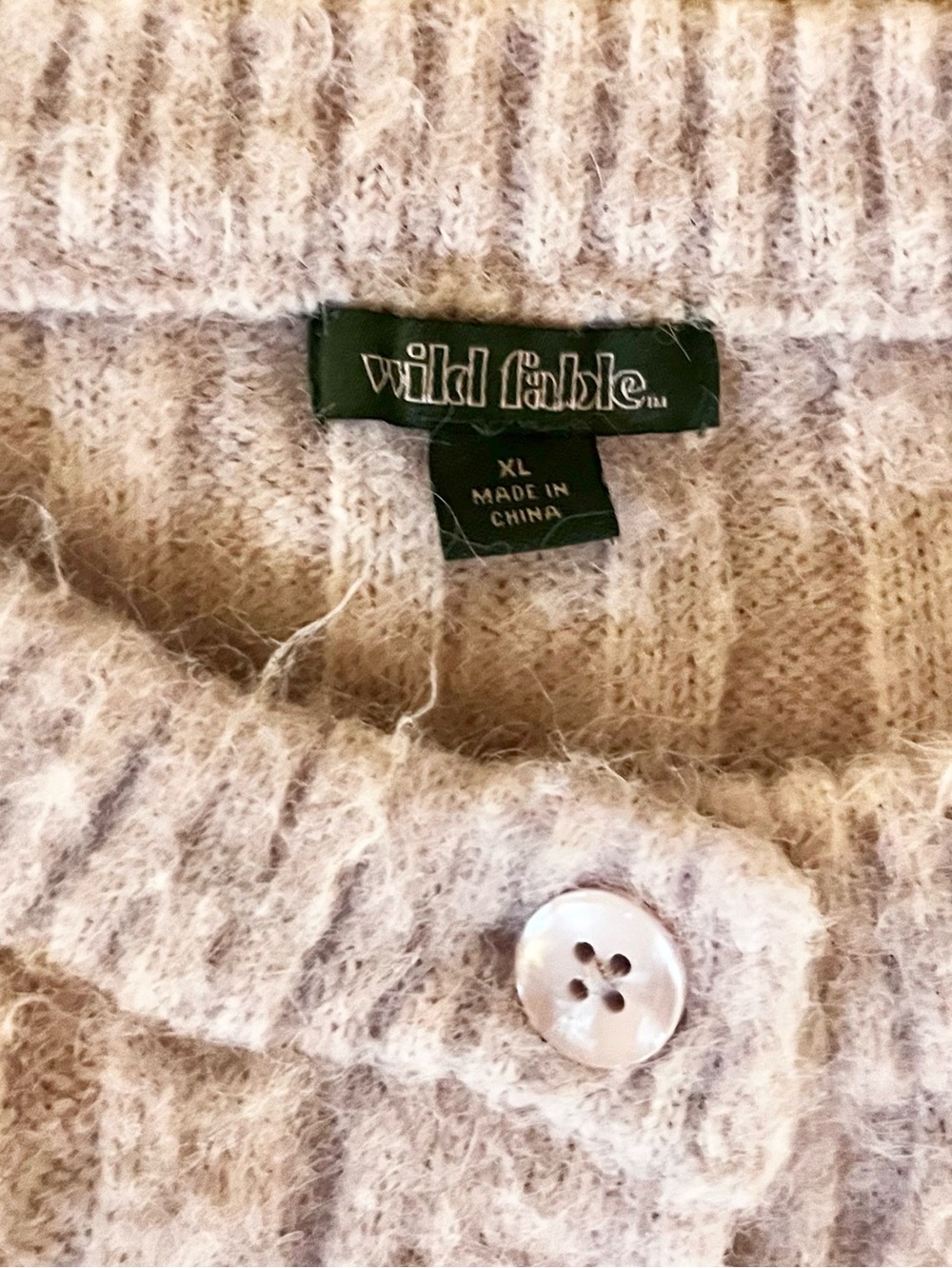 Sweater - Picture 4 of 4